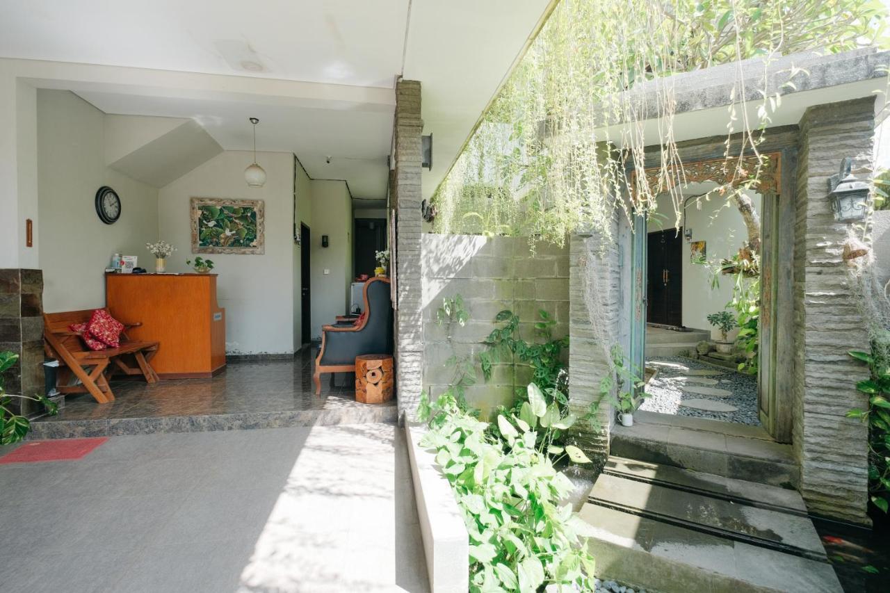 D' Tamblingan Guesthouse RedPartner Jimbaran  Bagian luar foto